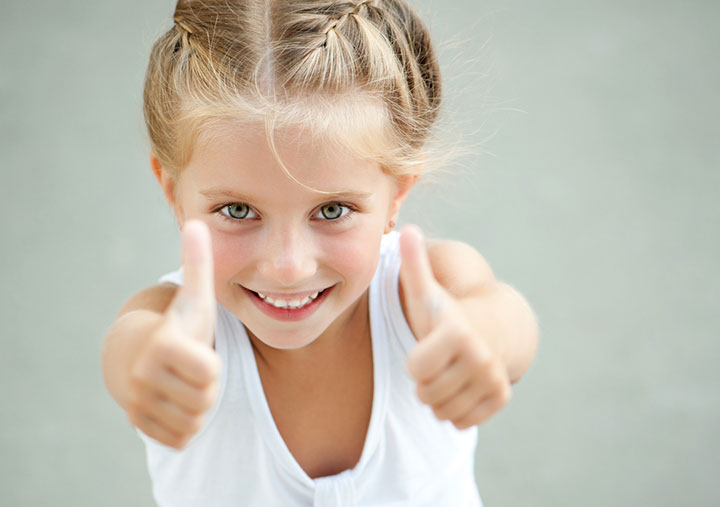 kids thumbs up dental clinic dubai