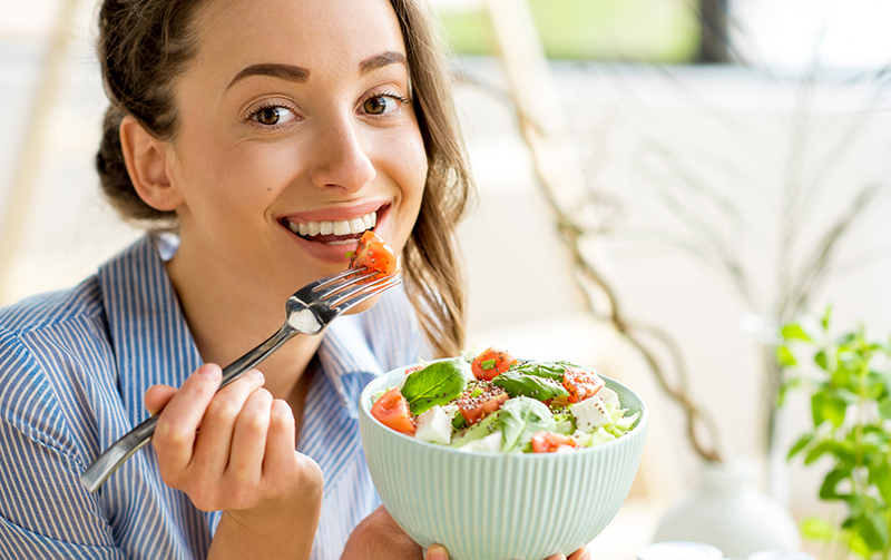 foods and drinks with oral health benefits